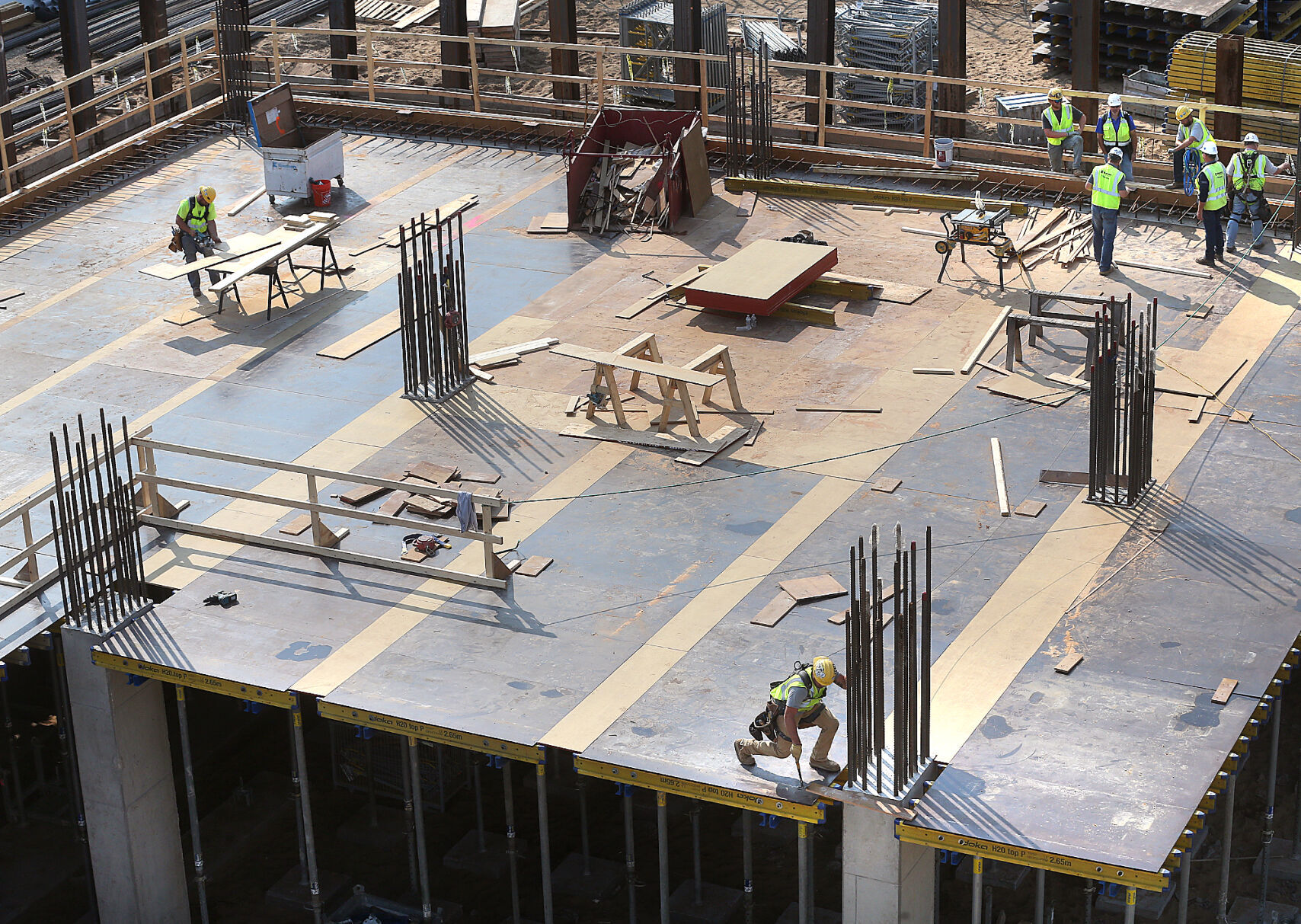 Construction of Mayo Hospital
